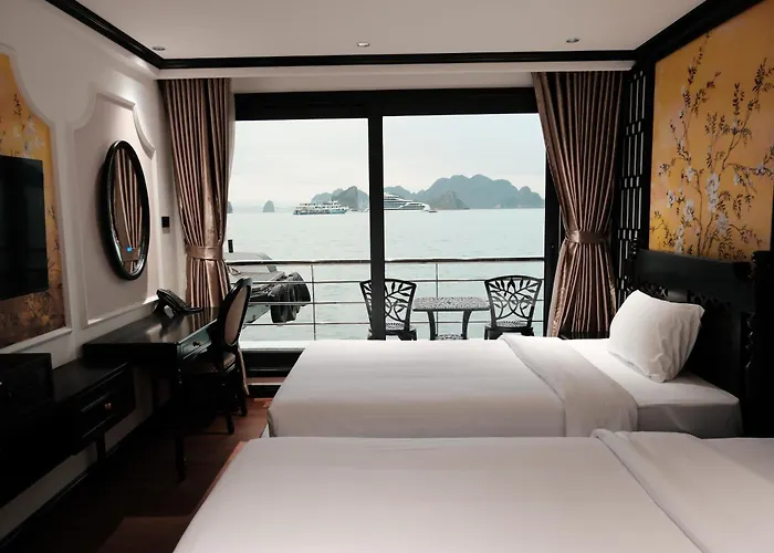 Halora Nova Cruise Hạ Long
