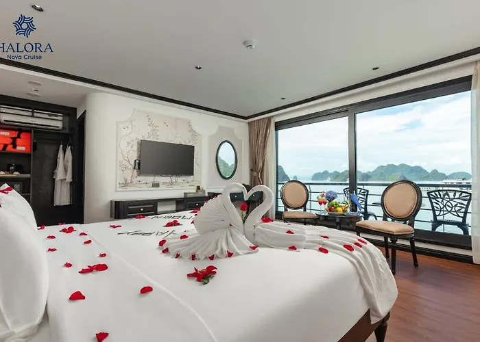 Halora Nova Cruise  Ha Long